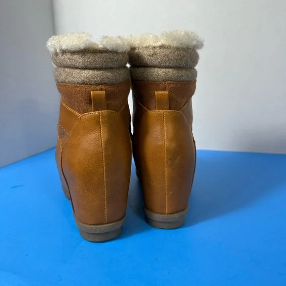 JustFab Tan and Brown Winter Wedge Boots - Picture 4 of 7